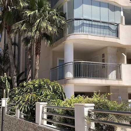 Apartment Front Line On The *