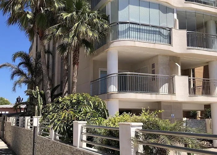 Apartament Front Line On The *